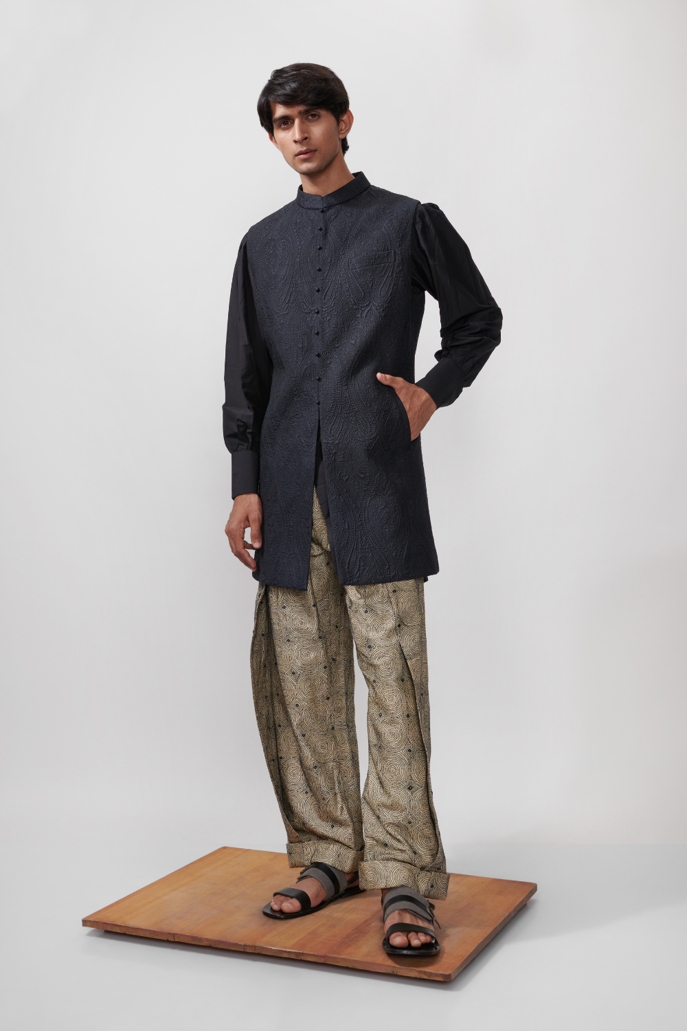 SIYAHI QUILTED VEST