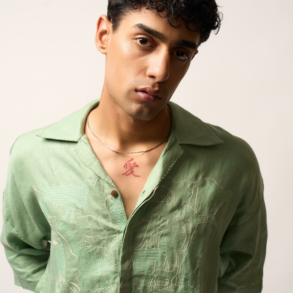 ANIMAL FARM SHIRT - SAGE GREEN