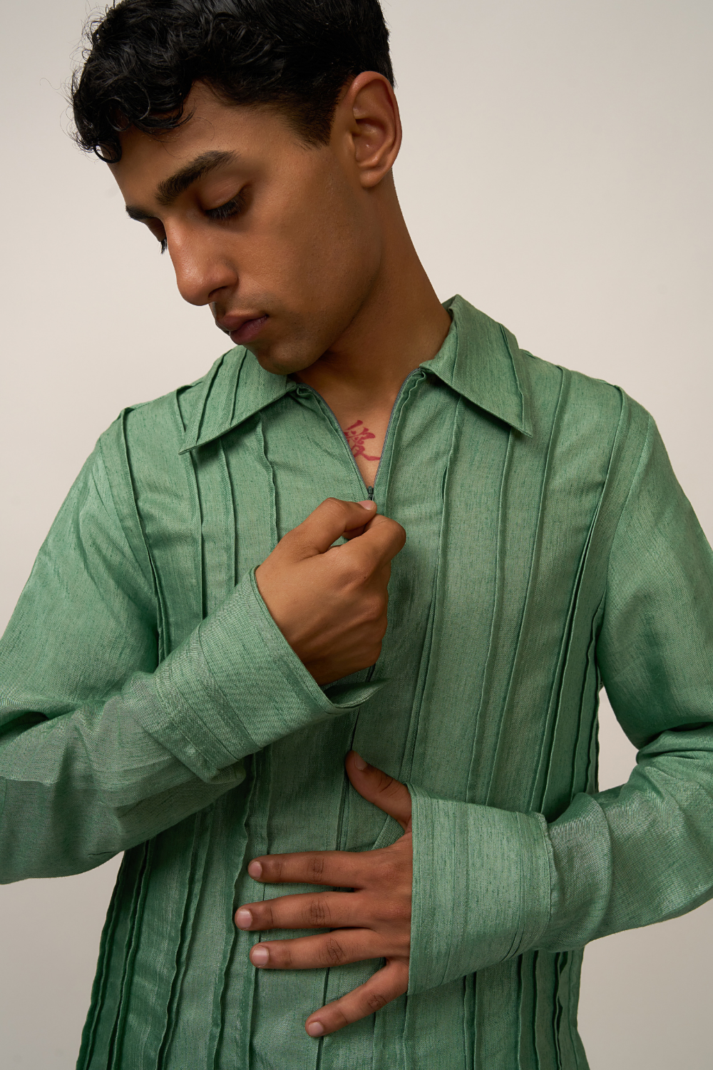 PLEATED SHIRT - SAGE GREEN