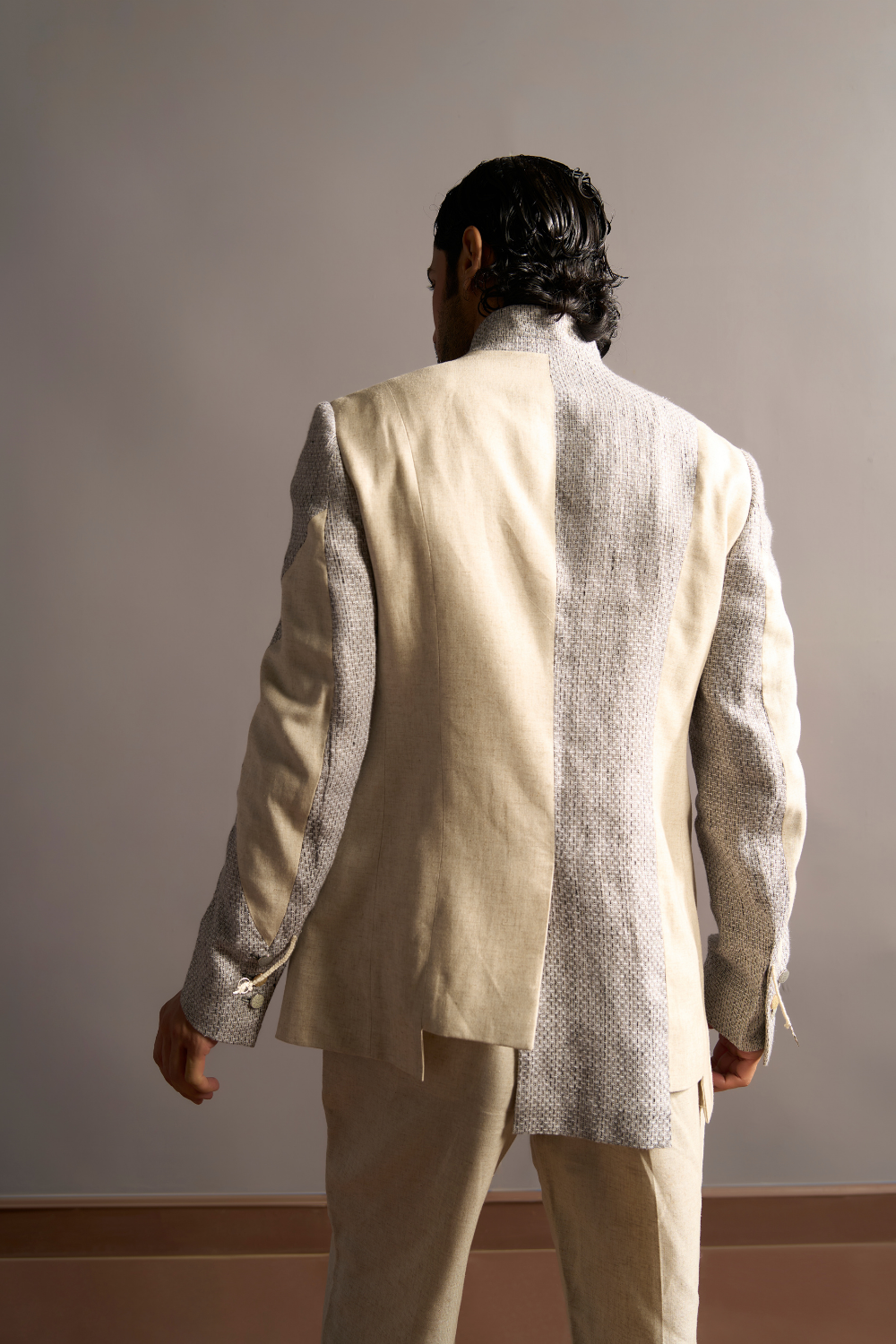 ONE BY TWO SUIT