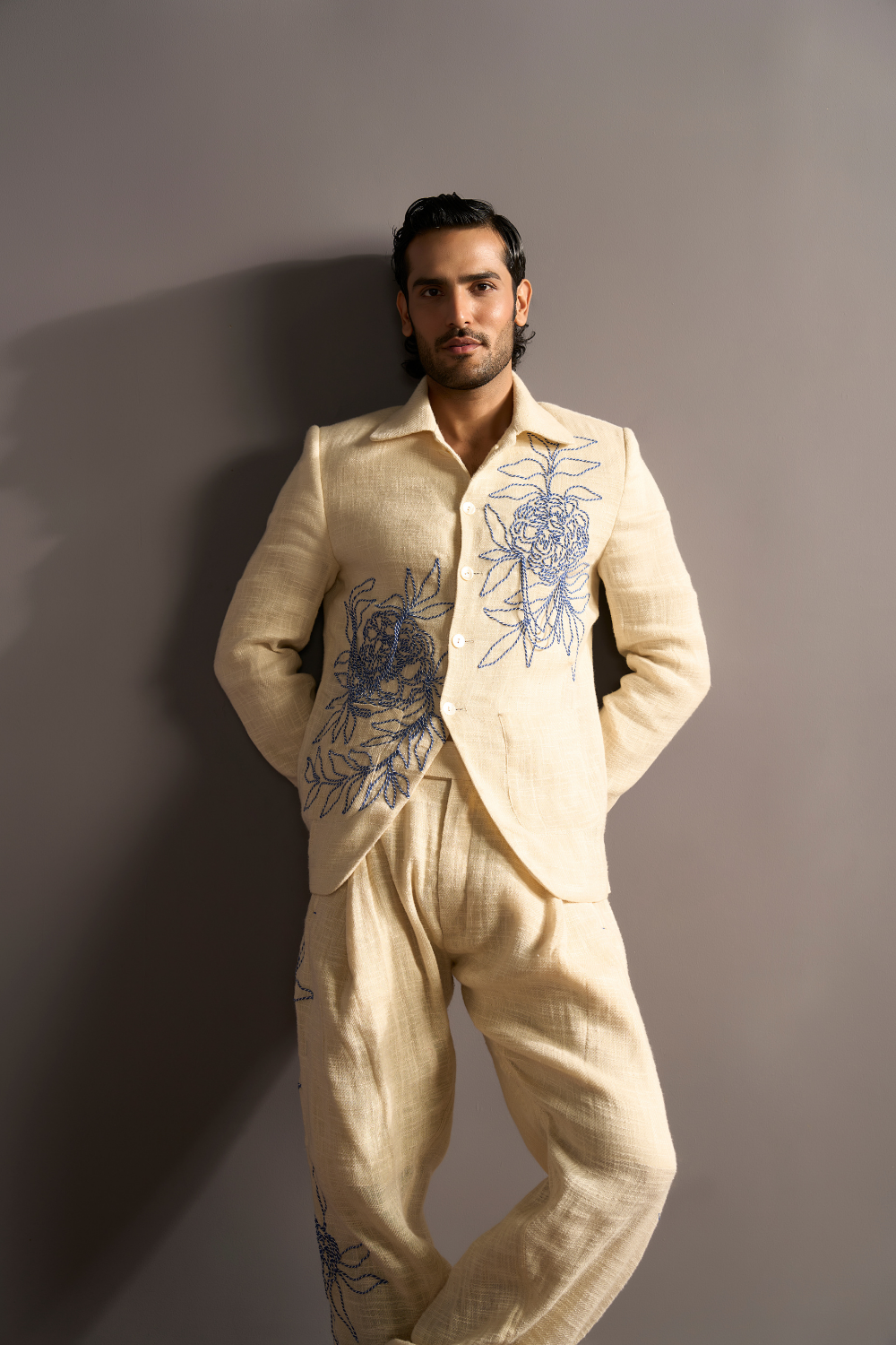 GULDASTA DORI SUIT