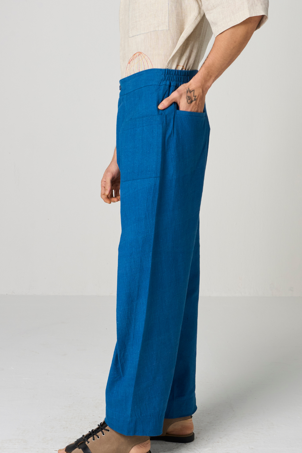 PLEATED PANTS