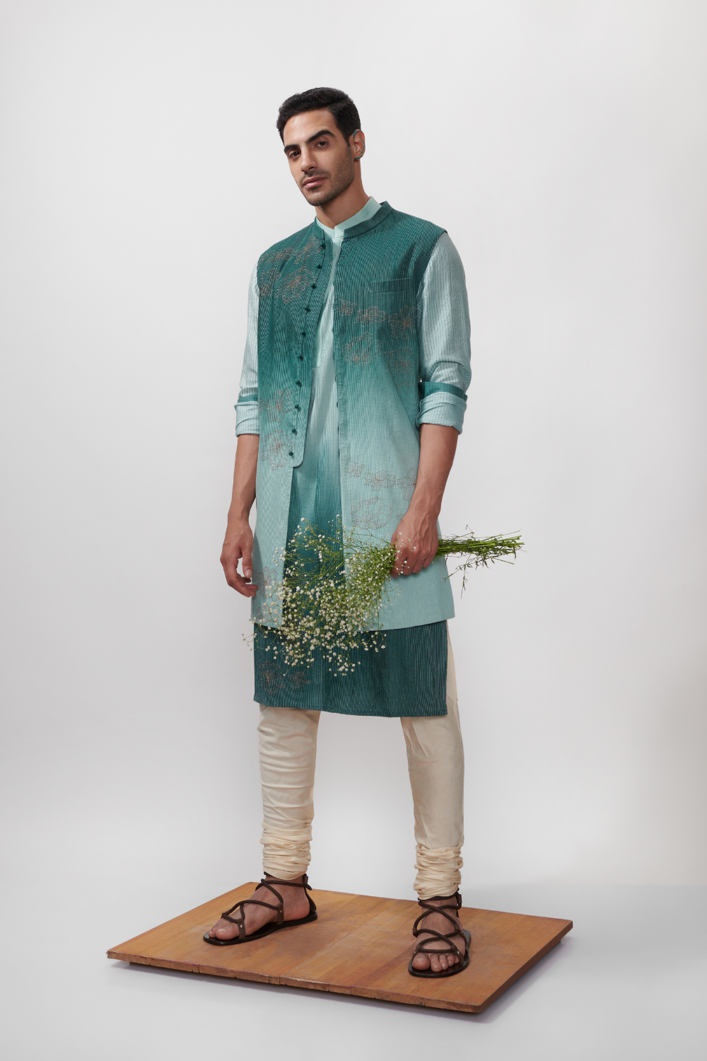 NOOR - SAVERA BANDI