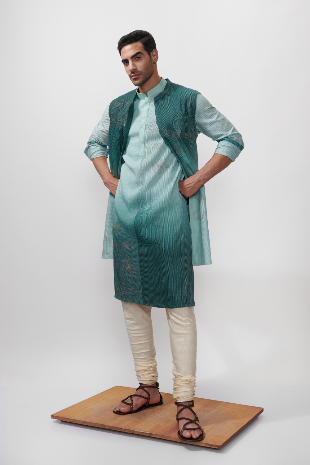 NOOR - SAVERA BANDI